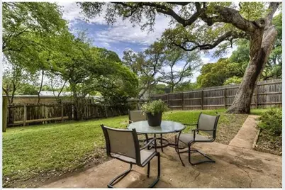 2111 W 10th Street, Austin, TX 78703 - Photo 20