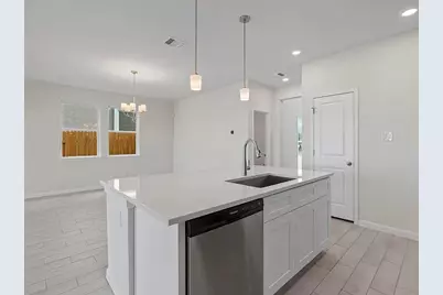 145 Comet Pointe Drive, Georgetown, TX 78628 - Photo 8