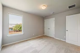 145 Comet Pointe Dr, Georgetown, TX 78628 - Photo 16