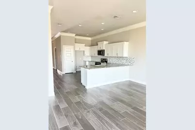 105 Everett Court #B, Jarrell, TX 76537 - Photo 2