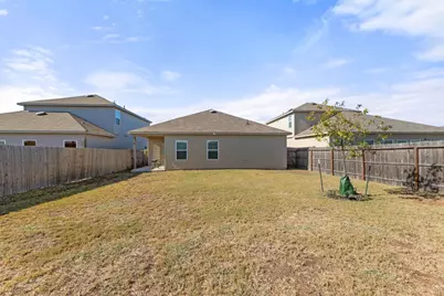 717 Peak Place, Seguin, TX 78155 - Photo 24
