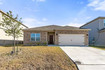 717 Peak Place, Seguin, TX 78155 - Photo 1