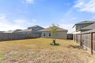717 Peak Pl, Seguin, TX 78155 - Photo 26