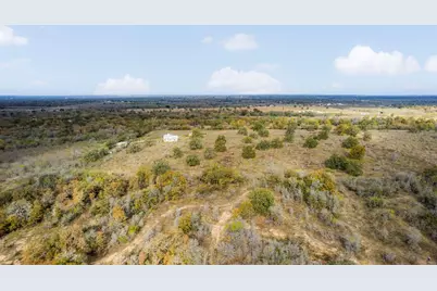 2124 Bugtussle Lane, Luling, TX 78648 - Photo 22