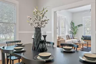 909 Hudgins St, Smithville, TX 78957 - Photo 8