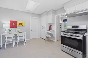 909 Hudgins St, Smithville, TX 78957 - Photo 22