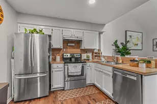 5608 Cougar Dr, Austin, TX 78745 - Photo 2