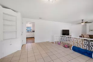 504 Marburger St, Smithville, TX 78957 - Photo 16