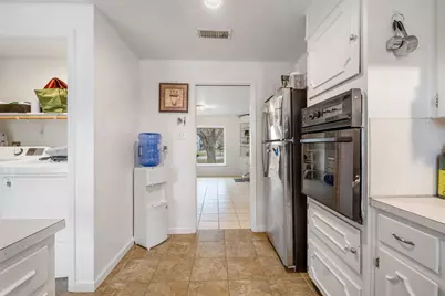 504 Marburger Street, Smithville, TX 78957 - Photo 12