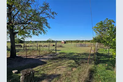 401 County Road 315, Jarrell, TX 76537 - Photo 6