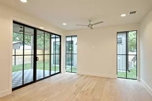 6005 Woodrow Ave, Austin, TX 78757 - Photo 32