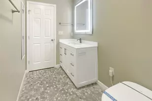 8801 Parkfield Dr, Austin, TX 78758 - Photo 14