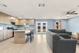 820 Los Milagros Dr, Del Valle, TX 78616 - Photo 6
