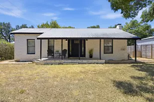 110 Fallwell St, Liberty Hill, TX 78642 - Photo 1