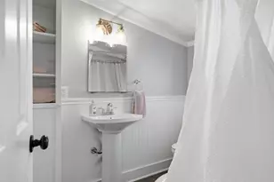 110 Fallwell St, Liberty Hill, TX 78642 - Photo 16