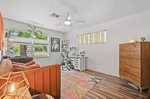 807 Campbell St, Lockhart, TX 78644 - Photo 24