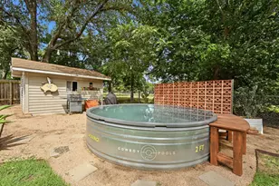 807 Campbell St, Lockhart, TX 78644 - Photo 30