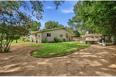 807 Campbell Street, Lockhart, TX 78644 - Photo 28