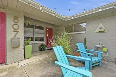 807 Campbell Street, Lockhart, TX 78644 - Photo 4