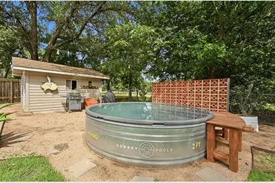 807 Campbell Street, Lockhart, TX 78644 - Photo 30
