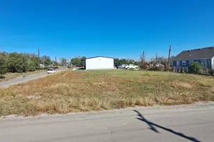 304 Burkett St, Taylor, TX 76574 - Photo 1