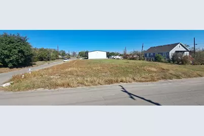 304 Burkett Street, Taylor, TX 76574 - Photo 1