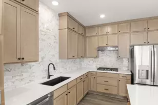 7814 Ella Lee, Austin, TX 78744 - Photo 6