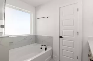 7814 Ella Lee, Austin, TX 78744 - Photo 16