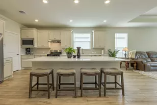 813 Peaceful Psalms Pl, Georgetown, TX 78633 - Photo 4