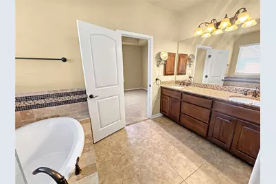 14312 Senia Bend, Austin, TX 78738 - Photo 18