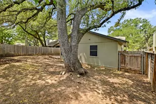 7403 Dallas Dr, Austin, TX 78729 - Photo 28