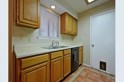 7403 Dallas Drive, Austin, TX 78729 - Photo 16