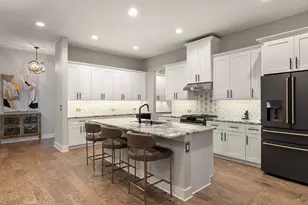 3018 Sunridge Dr, Austin, TX 78741 - Photo 10