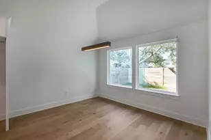 8302 Kromer St, Austin, TX 78757 - Photo 18