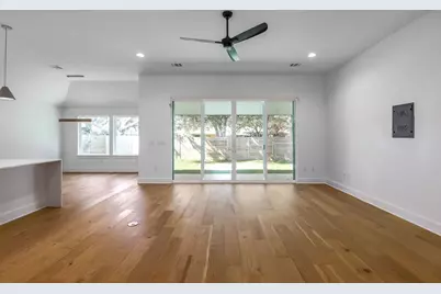 8302 Kromer Street, Austin, TX 78757 - Photo 14