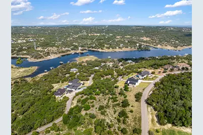 2804 Lakehurst Road, Spicewood, TX 78669 - Photo 1