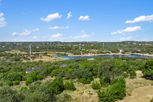 2804 Lakehurst Rd, Spicewood, TX 78669 - Photo 14