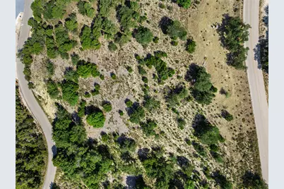 2804 Lakehurst Road, Spicewood, TX 78669 - Photo 16