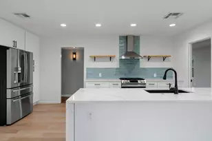 3404 Touchstone St, Austin, TX 78723 - Photo 12
