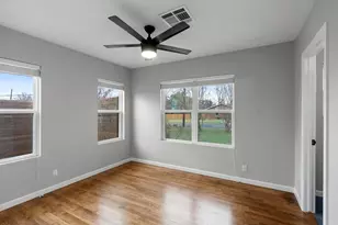 3404 Touchstone St, Austin, TX 78723 - Photo 18