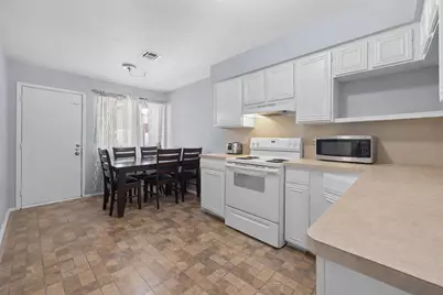 10406 Little Pebble Drive, Austin, TX 78758 - Photo 6