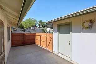 10406 Little Pebble Dr, Austin, TX 78758 - Photo 12