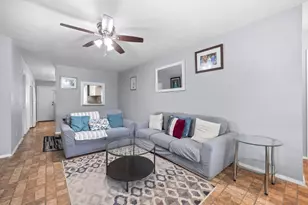 10406 Little Pebble Dr, Austin, TX 78758 - Photo 4