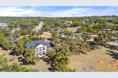 310 Saddle Blankt Drive, Dripping Springs, TX 78620 - Photo 2