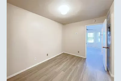 3400 Speedway #105, Austin, TX 78705 - Photo 10