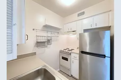 3400 Speedway #105, Austin, TX 78705 - Photo 6