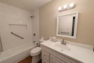 7801 Shoal Creek Blvd, Austin, TX 78757 - Photo 10