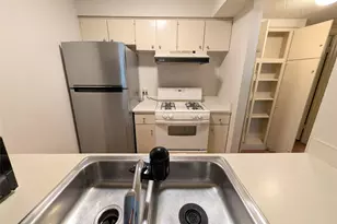 7801 Shoal Creek Blvd, Austin, TX 78757 - Photo 4