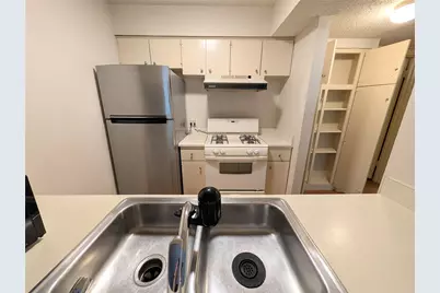 7801 Shoal Creek Boulevard #147, Austin, TX 78757 - Photo 4