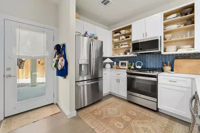 913 Valdez Street #B, Austin, TX 78741 - Photo 8